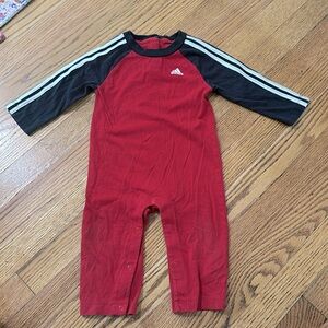 Adidas baby body suit